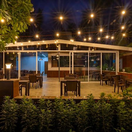 Coco Bliss By Mauli Stays Manor Bagian luar foto